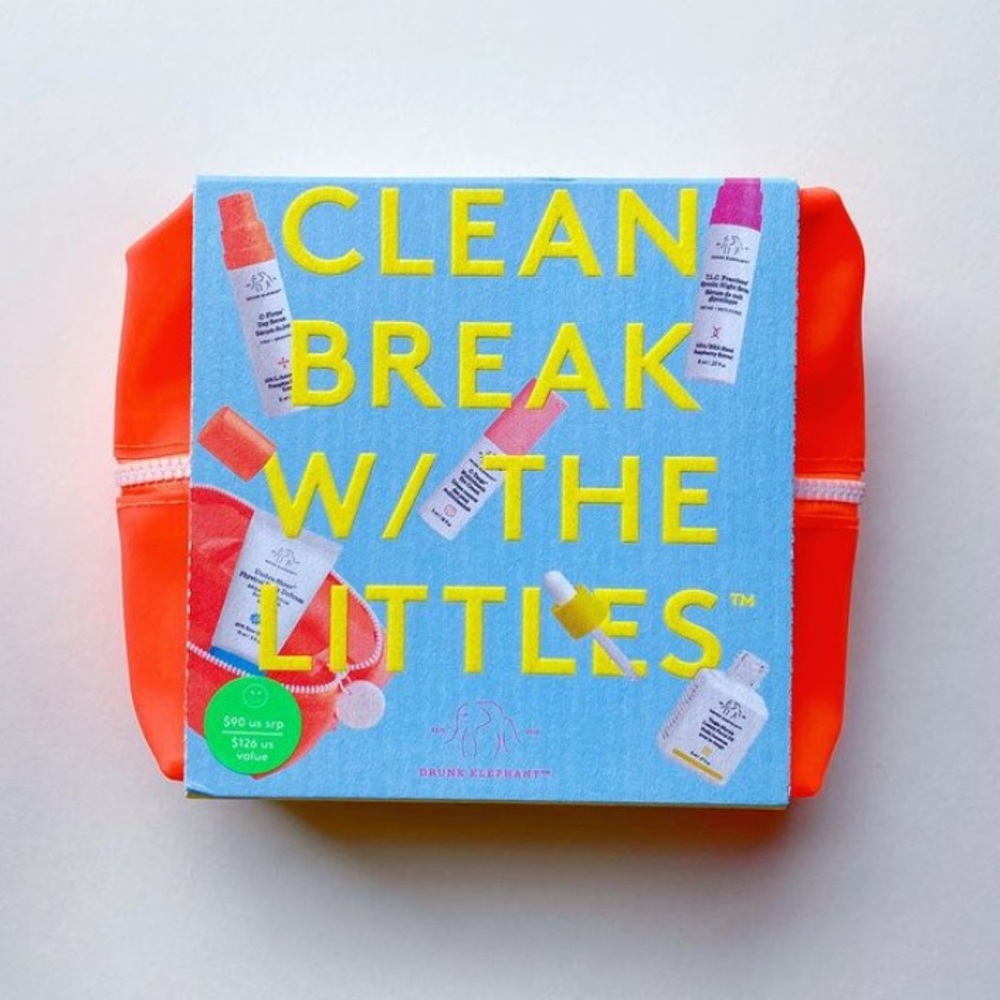 ✨NEW! Drunk Elephant Coral Bag + Smoothie Cards✨